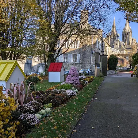 Апартаменты Gourmandise Кутанс